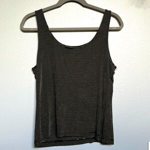 Chicos Black & White Stripe Travelers Tank.  Size 2